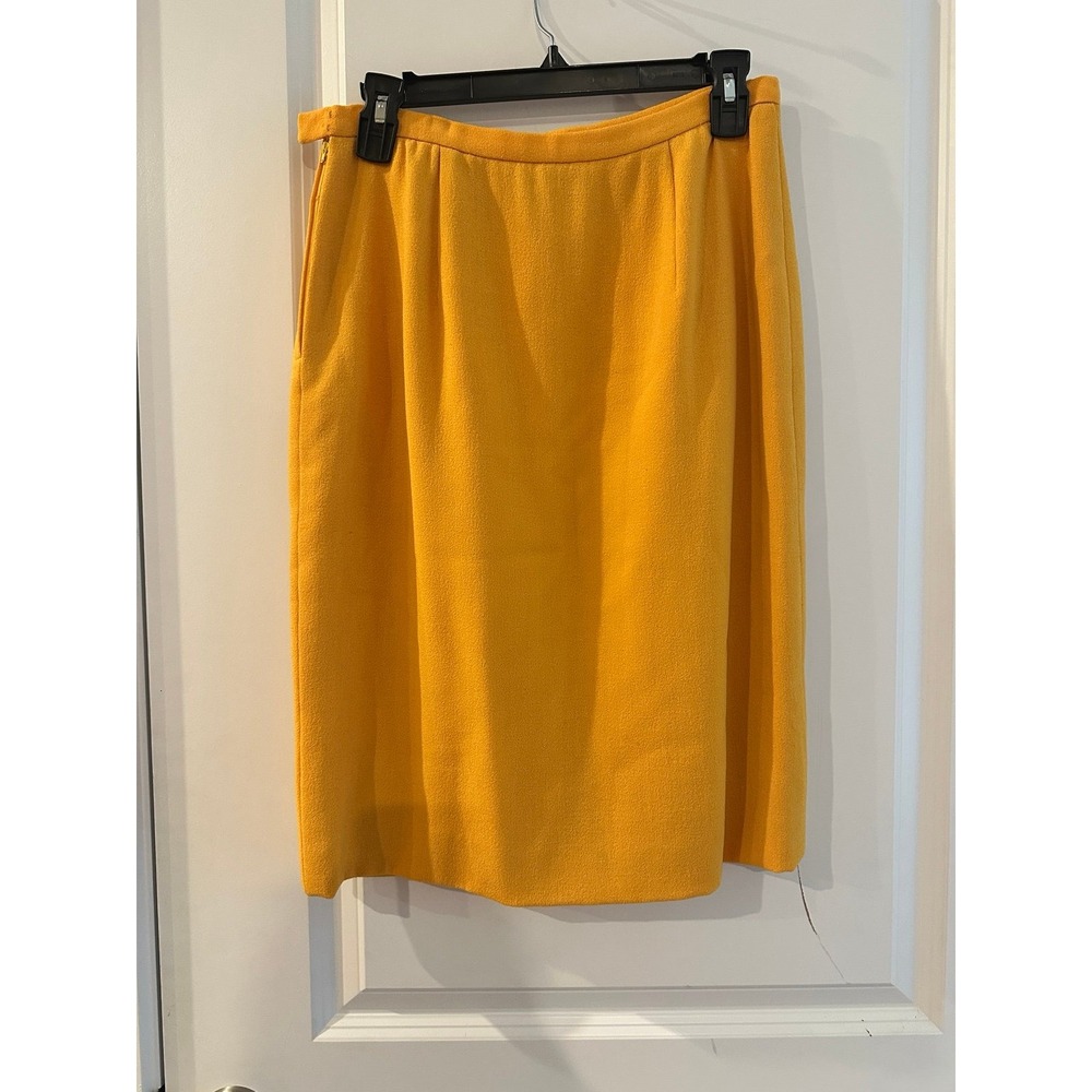 Vintage Valentino Mustard Yellow Straight Skirt Sz M Career Classic Designer - Picture 3 of 7